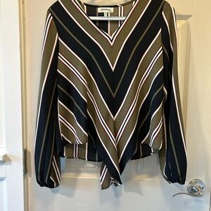 Top women’s striped tie in front
